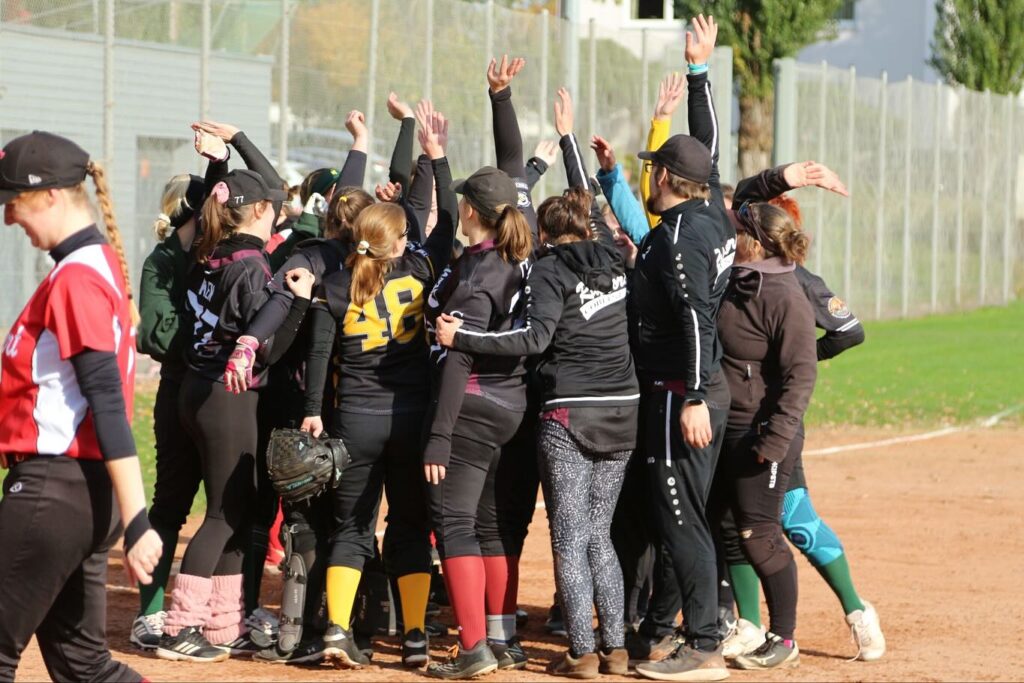 Team brüllt CoRapNets!